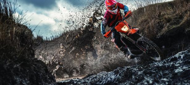 独行侠观众热烈欢呼！，内马尔迎来二十赛季出色发挥观众掌声雷动